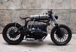 BMW "MAD MAX" STYLE